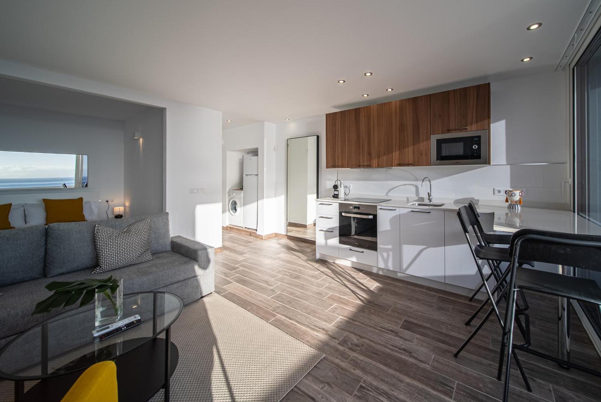 Ocean Suite Tias Exterior photo